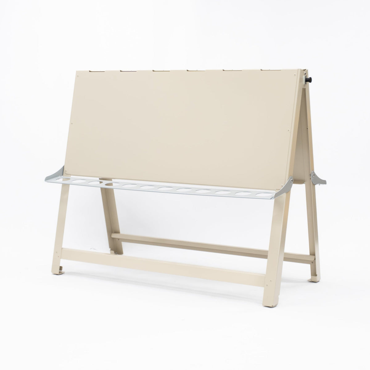 Outdoor Wide 2 sided Easel in Paperbark, detail