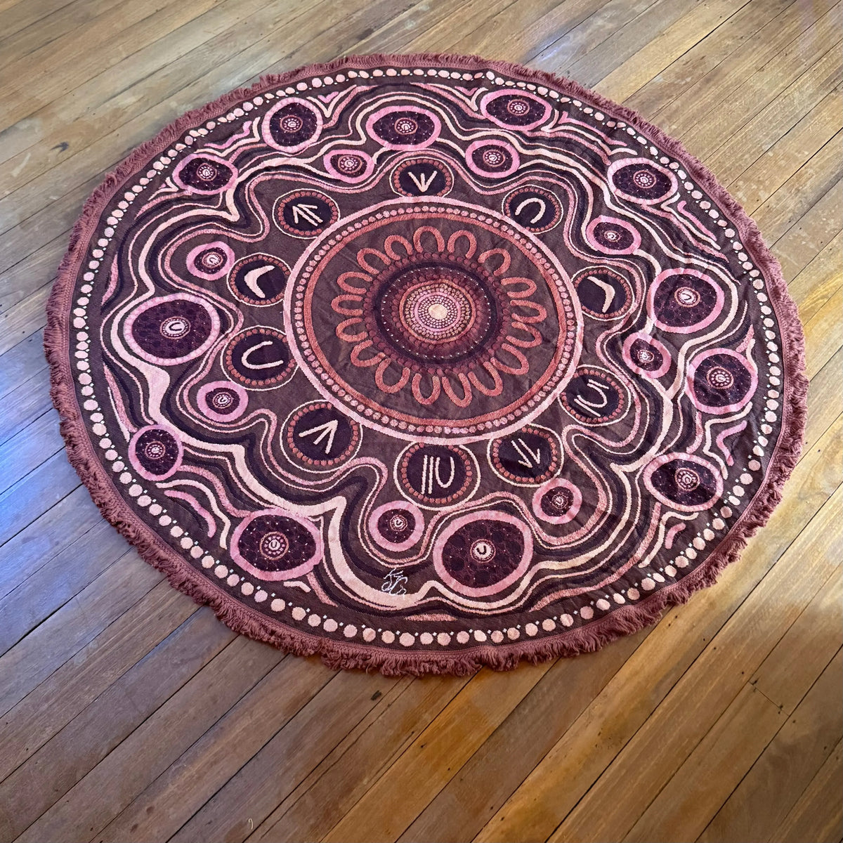 Yarning Circle Cotton Throw — second alternative view