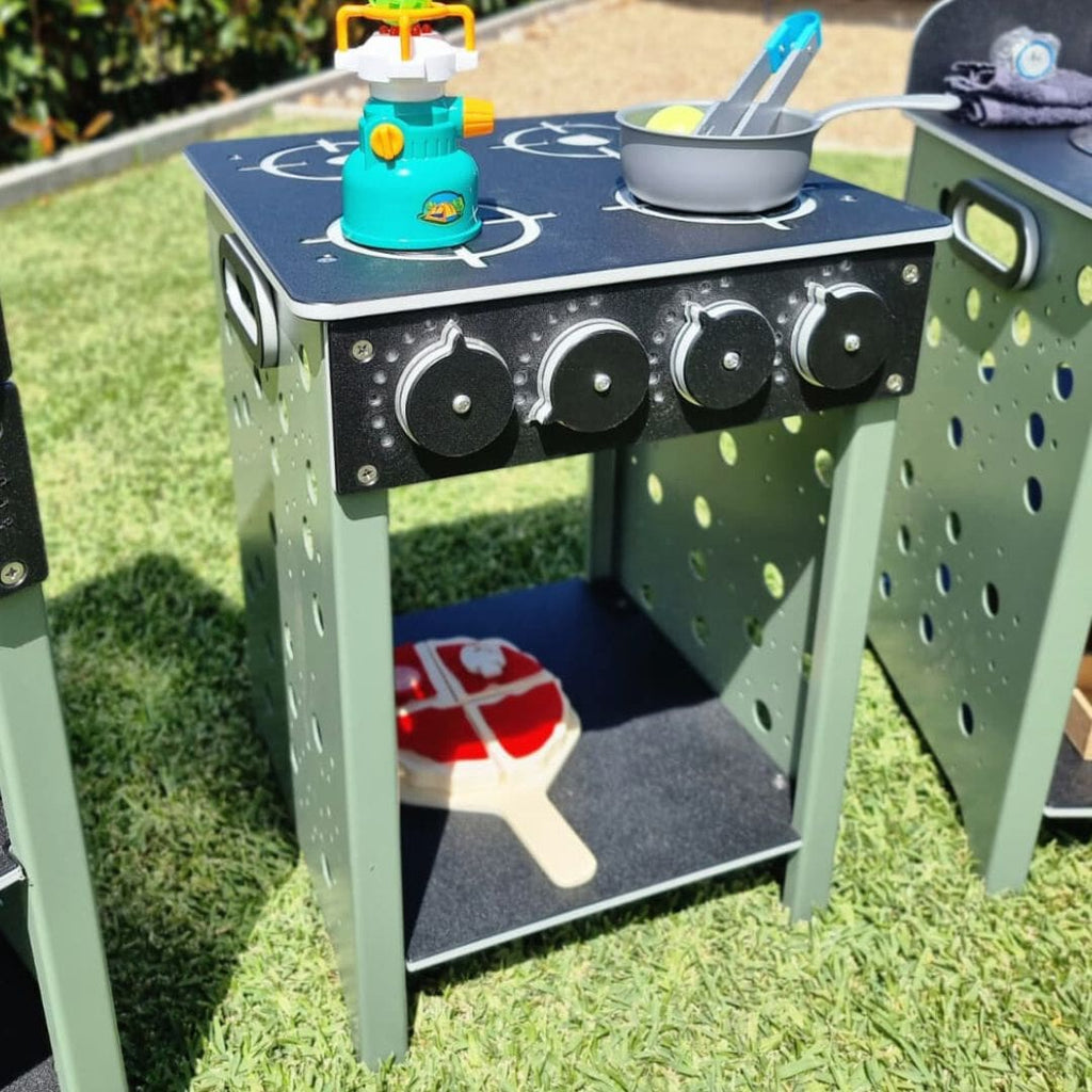 Urban Outdoor Stove and Oven