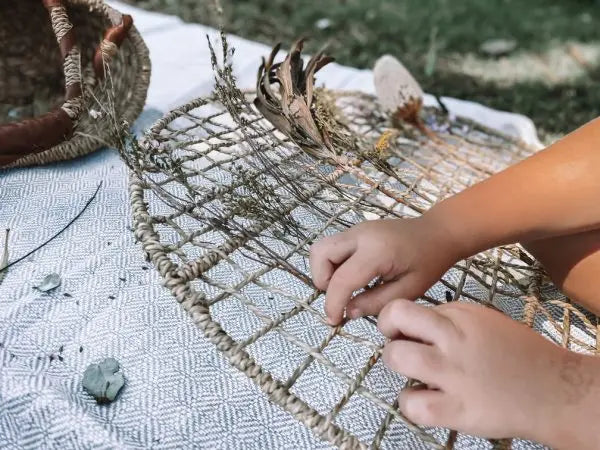 Round Nature Weaving Frame — alternative view
