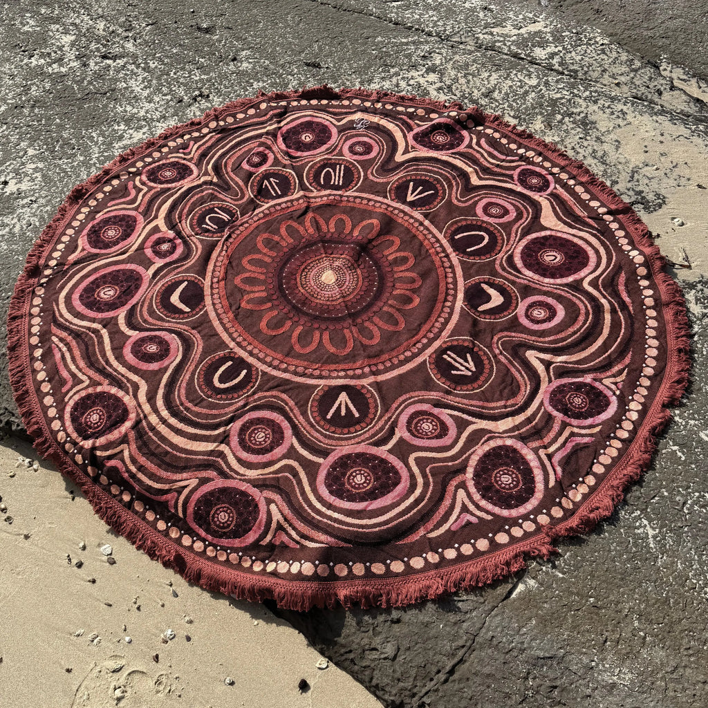 Yarning Circle Cotton Throw — fourth alternative view