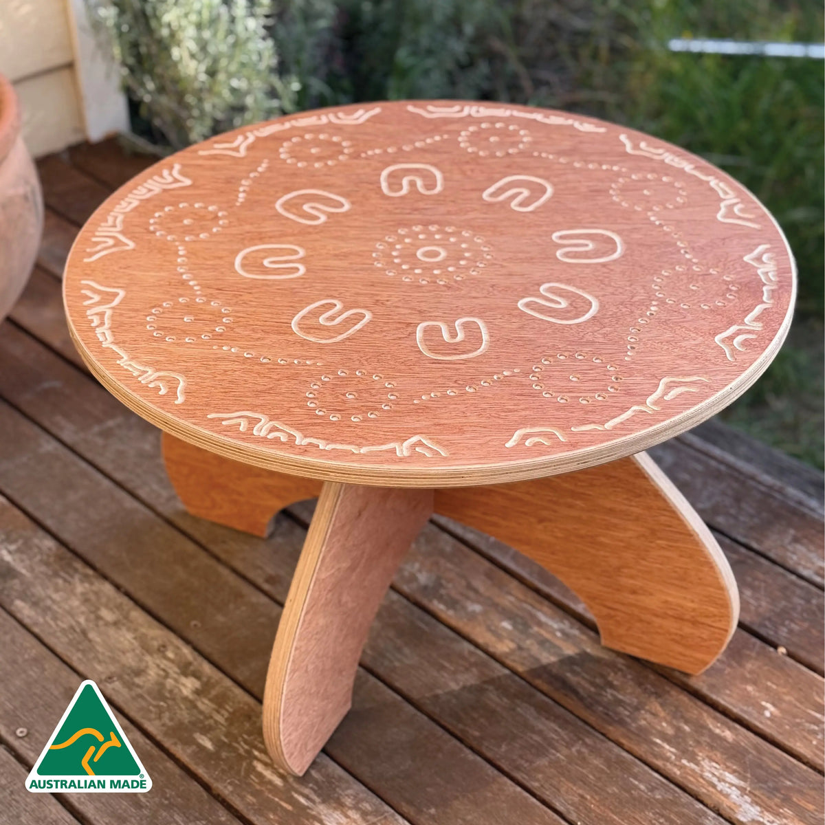 Yarning Circle Table and Stools — fifth alternative view